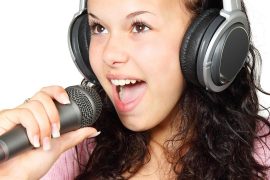 Pourquoi suivre des cours de chant à domicile ?